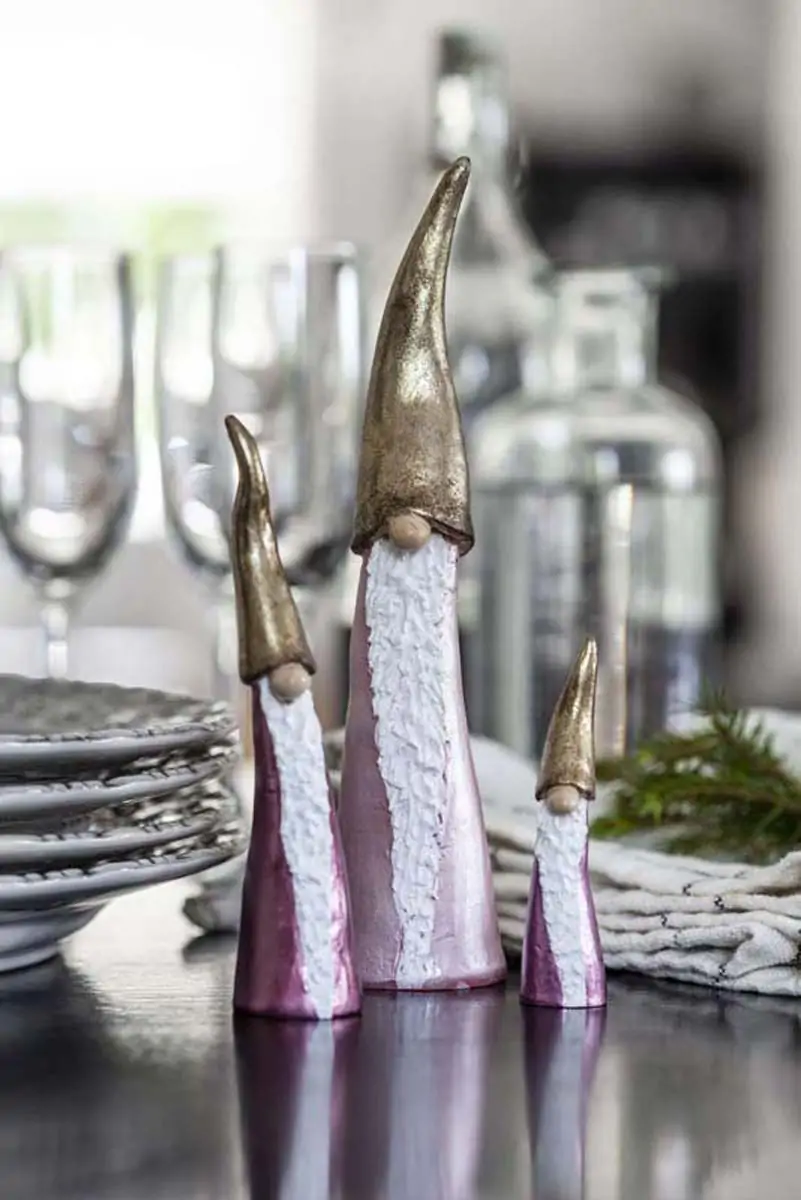 Διακοσμητικές φιγούρες Santa Tomten pink σετ/2 15εκ. - Nääsgränsgården - Image 5