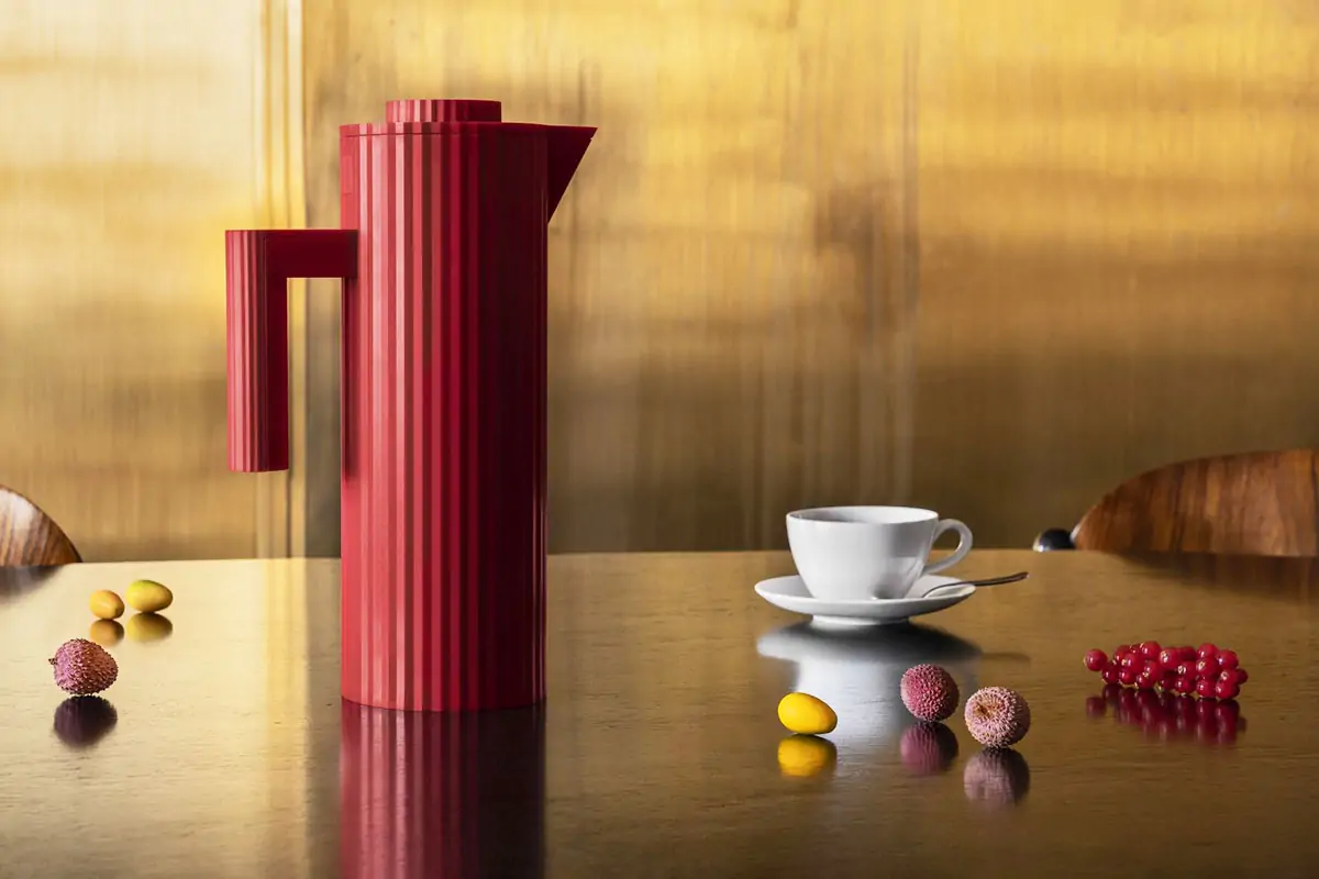 Plissé red ισοθερμική κανάτα 1lt. – ALESSI - Image 3