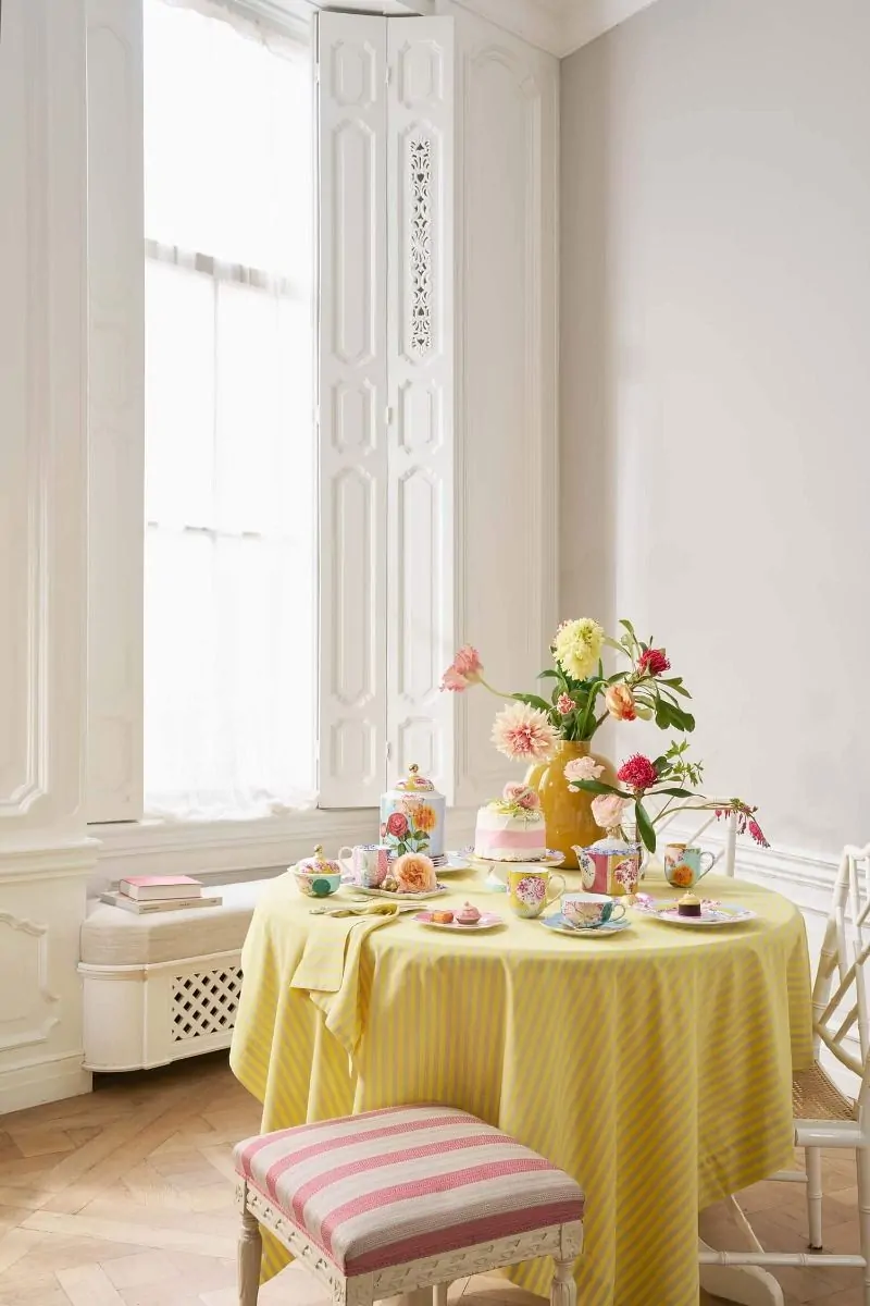 Royal flowers yellow κούπα 325ml. - Pip Studio - Image 2