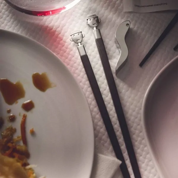 Chopsticks 24 εκ. σε βάση stainless steel σειρά Alessandro σετ/2 – Alessi - Image 4