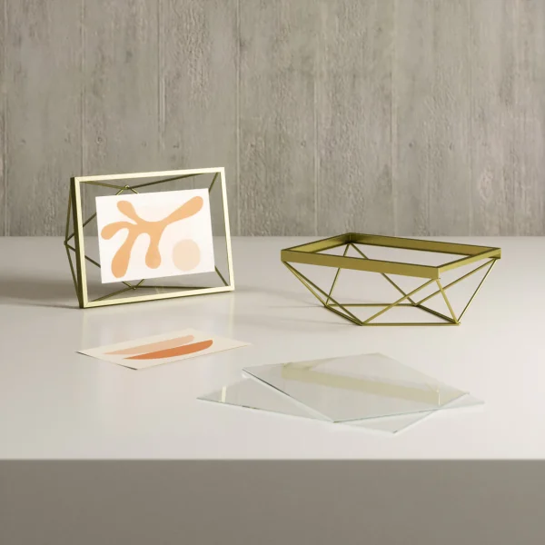Prisma brass κορνίζα για φωτογραφίες 10x15εκ. – Umbra - Image 5