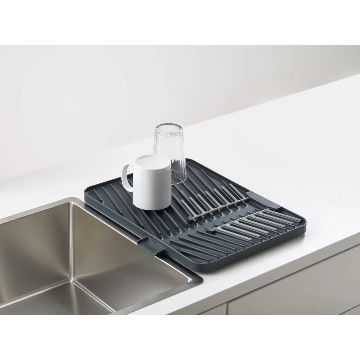 Στραγγιστήρας flip up γκρι - Joseph Joseph - Image 4